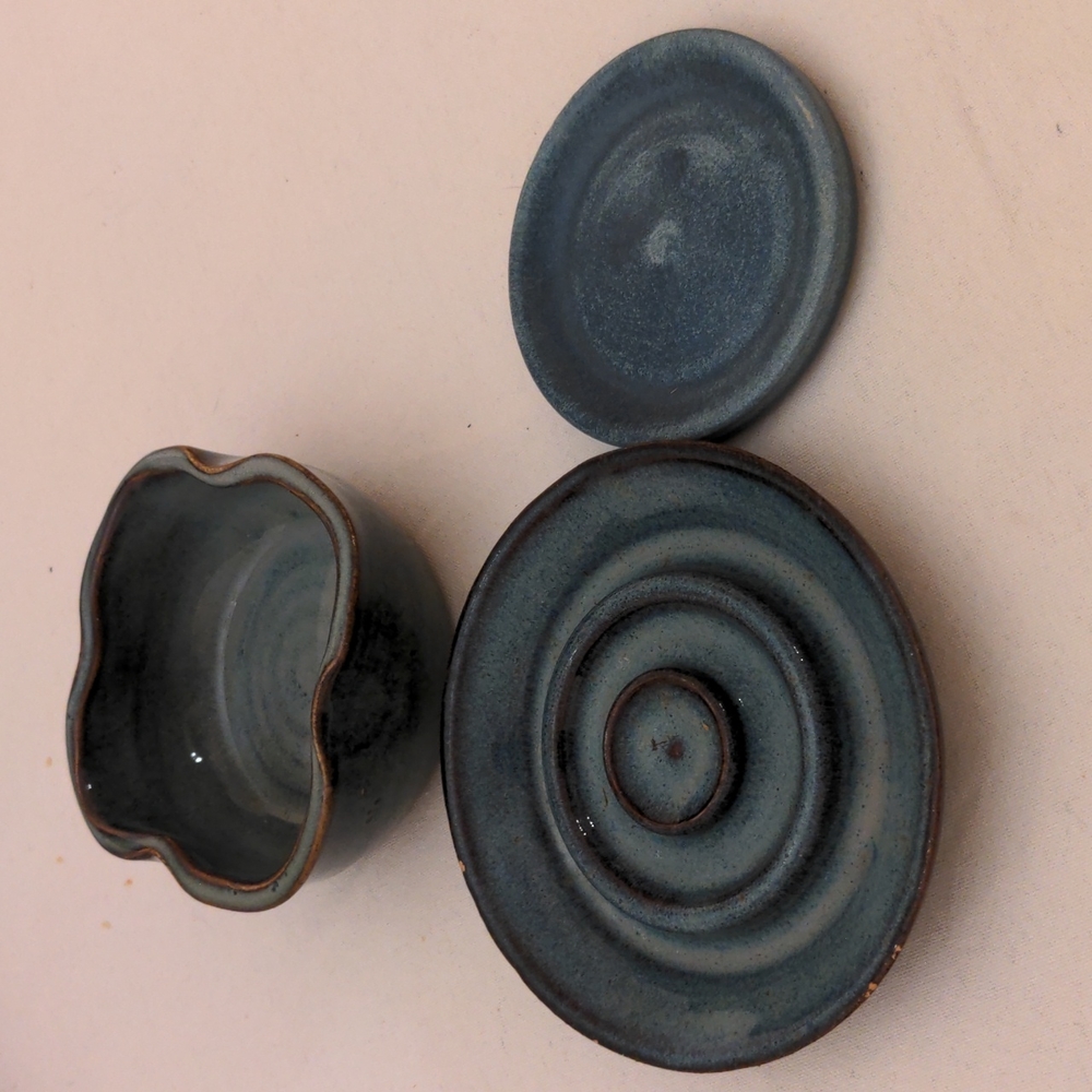 Handmade pottery, 3 pieces, blue